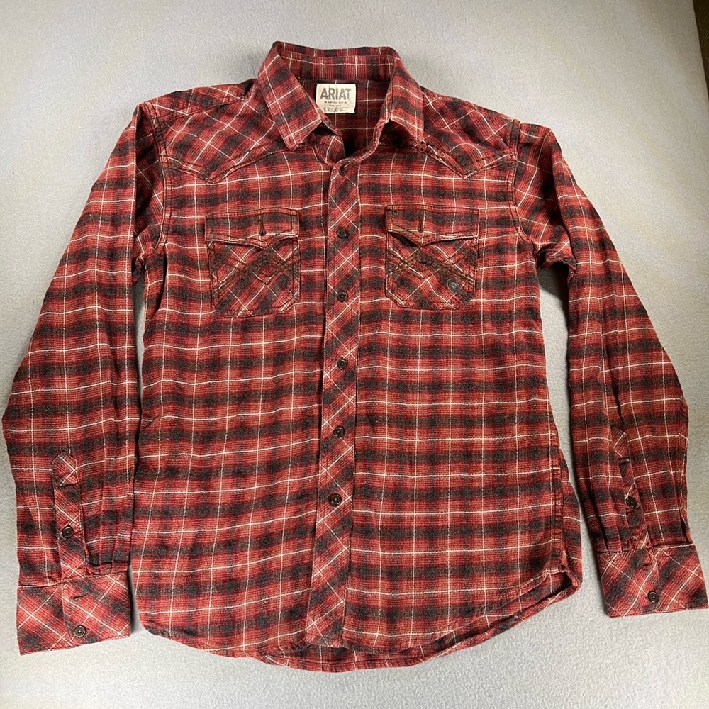 Ariat Retro Fit Red Plaid Button Up Size M 100% Cotton